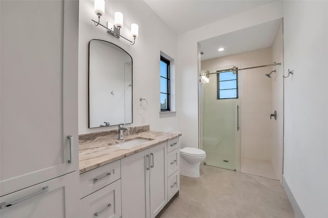 4927 Heatherglen Drive, Houston, TX 77096