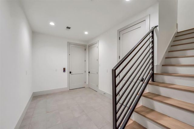 4927 Heatherglen Drive, Houston, TX 77096