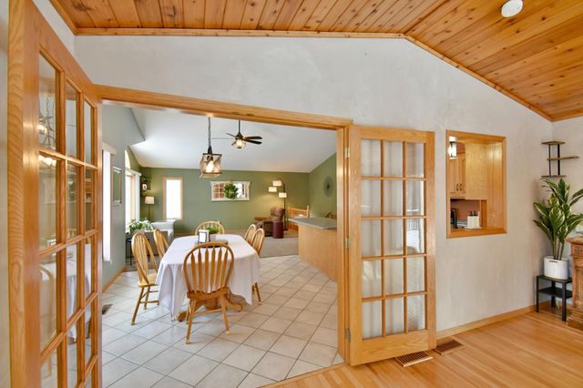 8245 W Beatrice Drive, Clear Lake, MN 55319