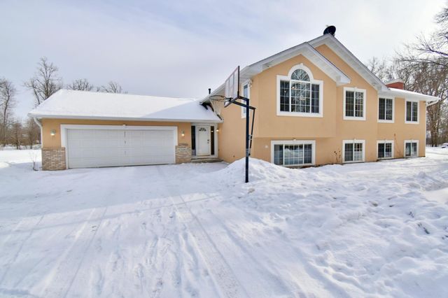 8245 W Beatrice Drive, Clear Lake, MN 55319