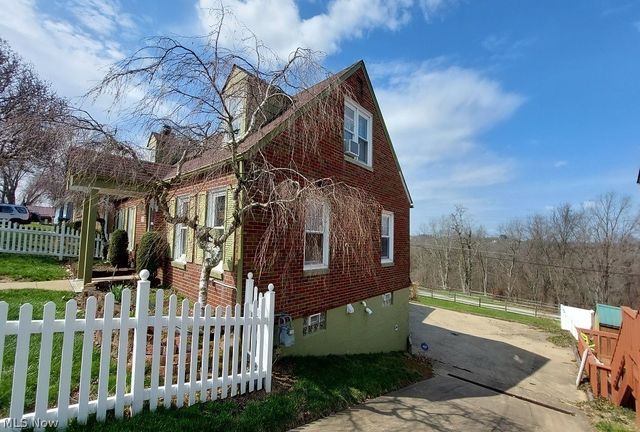 319 Westwood Drive, Steubenville, OH 43953