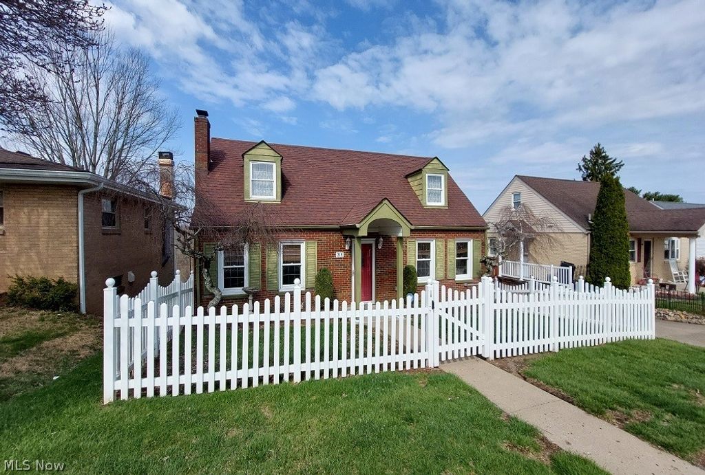 319 Westwood Drive, Steubenville, OH 43953