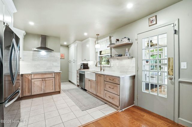 1625 Scotts Hill Loop Road, Wilmington, NC 28411