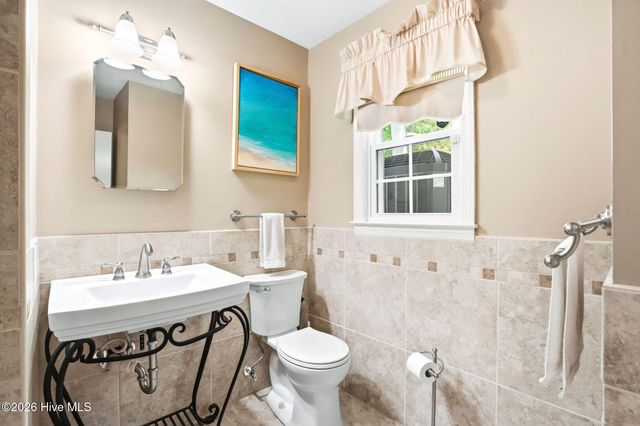1625 Scotts Hill Loop Road, Wilmington, NC 28411