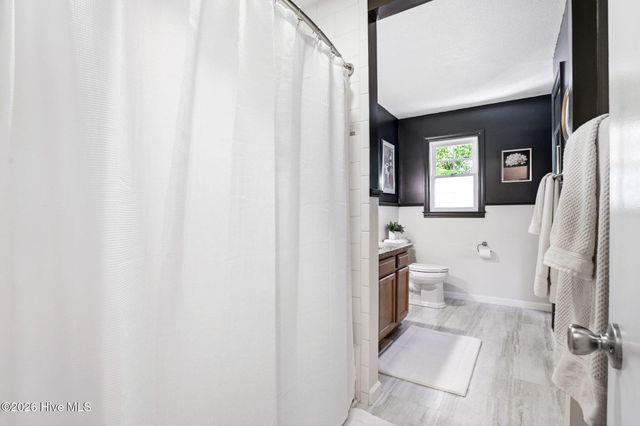 1625 Scotts Hill Loop Road, Wilmington, NC 28411