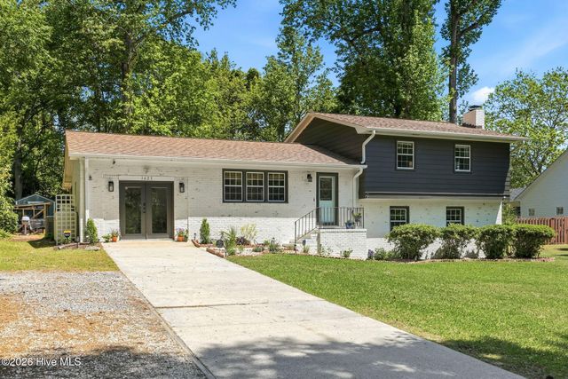 1625 Scotts Hill Loop Road, Wilmington, NC 28411