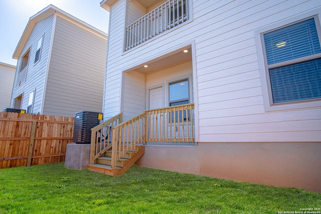 10223 Briarwood Nook, San Antonio, TX 78252