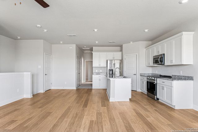 10223 Briarwood Nook, San Antonio, TX 78252