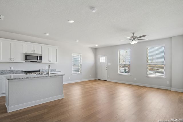10223 Briarwood Nook, San Antonio, TX 78252