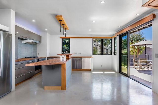 22315 3rd Avenue, Laguna Beach, CA 92651