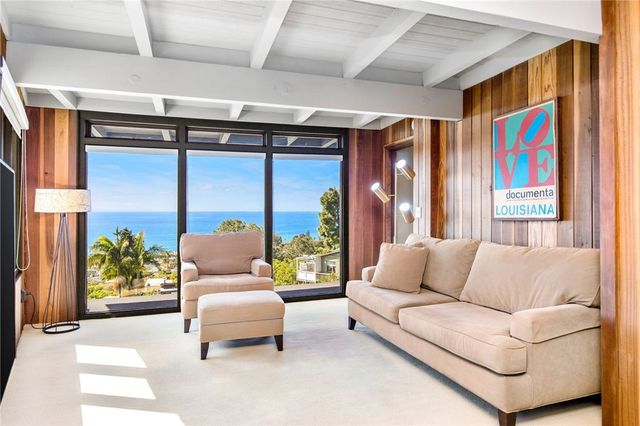 22315 3rd Avenue, Laguna Beach, CA 92651