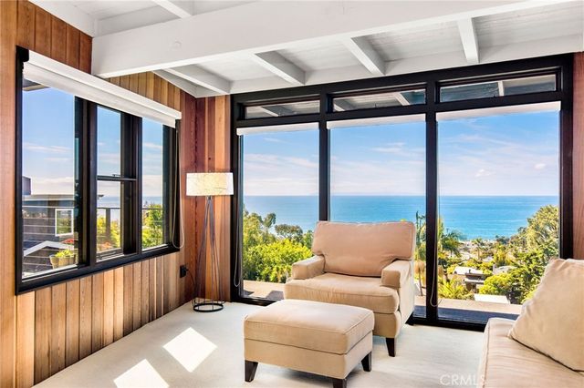 22315 3rd Avenue, Laguna Beach, CA 92651