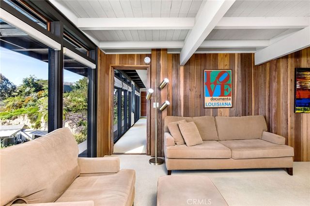 22315 3rd Avenue, Laguna Beach, CA 92651