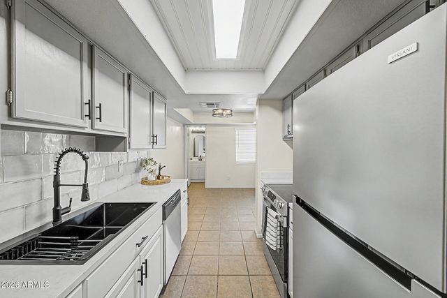 5981 N 48TH Drive, Glendale, AZ 85301