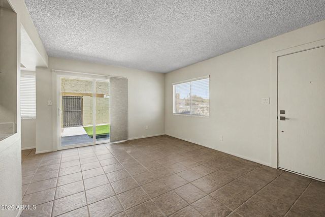5981 N 48TH Drive, Glendale, AZ 85301