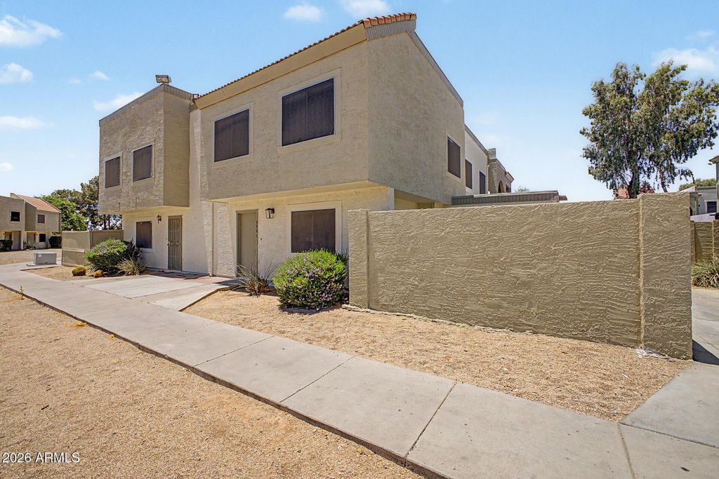 5981 N 48TH Drive, Glendale, AZ 85301