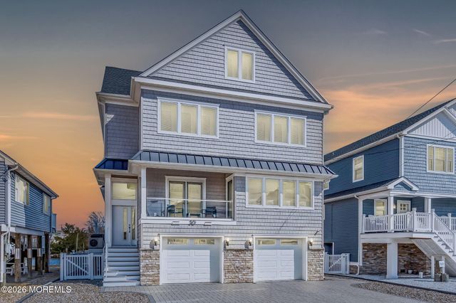 30 Wilkins Road, Toms River, NJ 08753