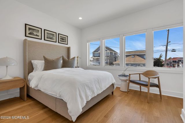 30 Wilkins Road, Toms River, NJ 08753