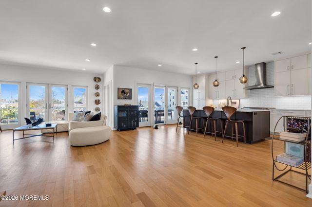 30 Wilkins Road, Toms River, NJ 08753