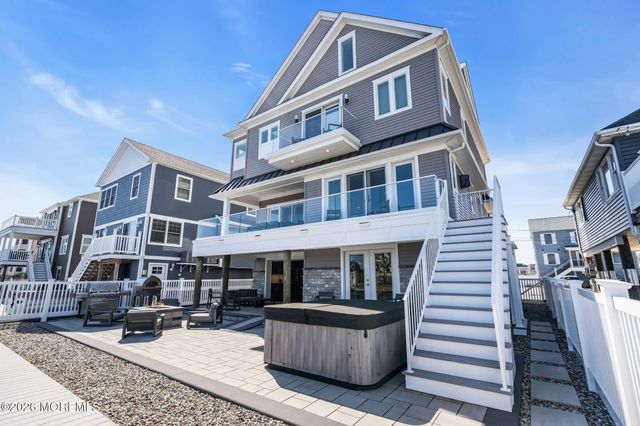 30 Wilkins Road, Toms River, NJ 08753