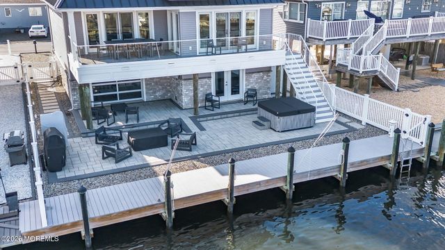 30 Wilkins Road, Toms River, NJ 08753