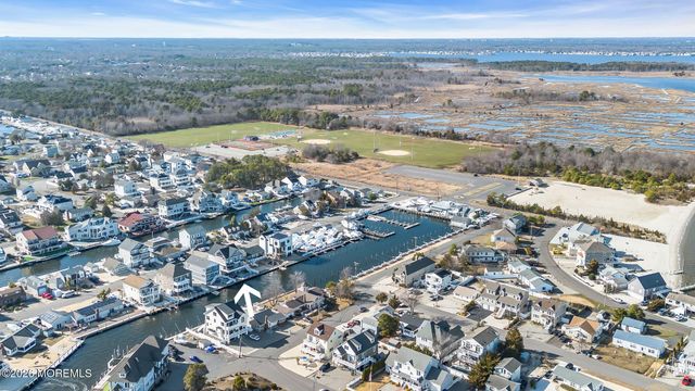 30 Wilkins Road, Toms River, NJ 08753