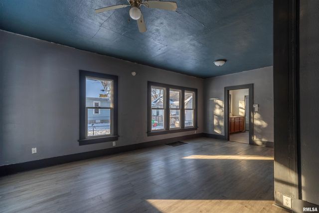 2607 W HUMBOLDT Stravenue, Peoria, IL 61605