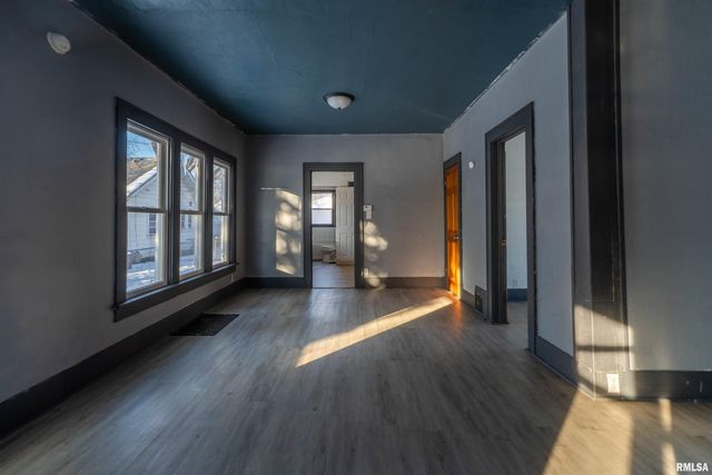 2607 W HUMBOLDT Stravenue, Peoria, IL 61605