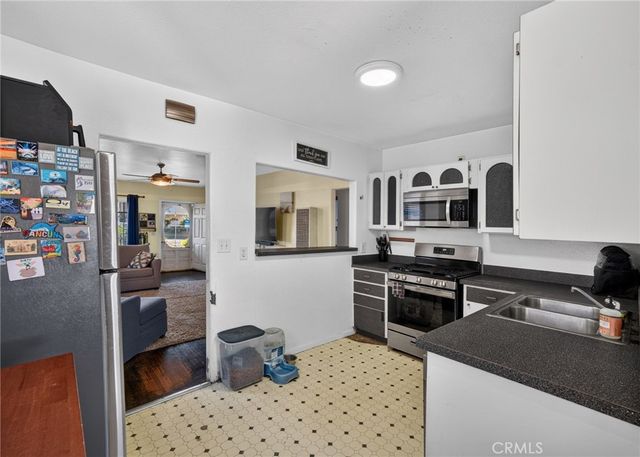 426 N Gertruda Avenue, Redondo Beach, CA 90277