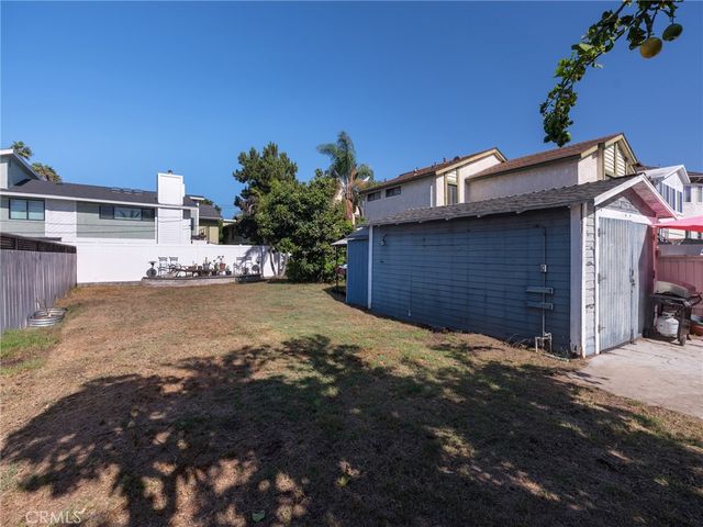 426 N Gertruda Avenue, Redondo Beach, CA 90277