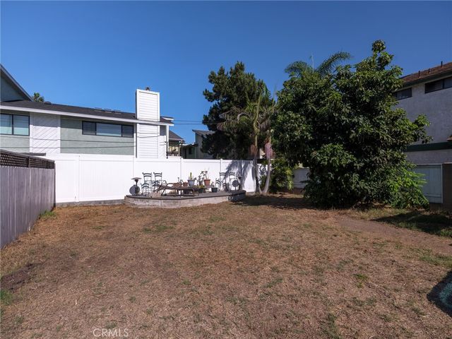 426 N Gertruda Avenue, Redondo Beach, CA 90277