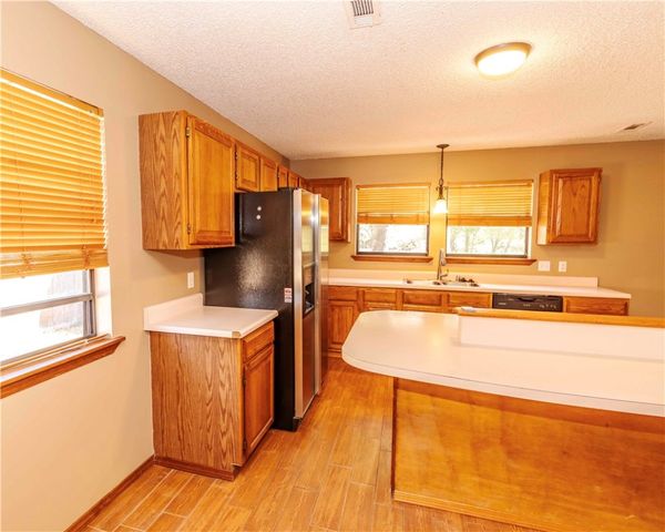 240 Peerson Street, Fayetteville, AR 72701