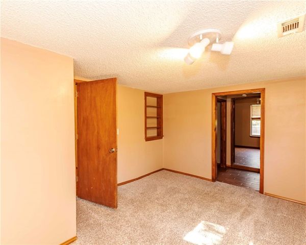 240 Peerson Street, Fayetteville, AR 72701