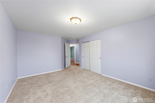 1062 NW Redwing Drive, Oak Harbor, WA 98277