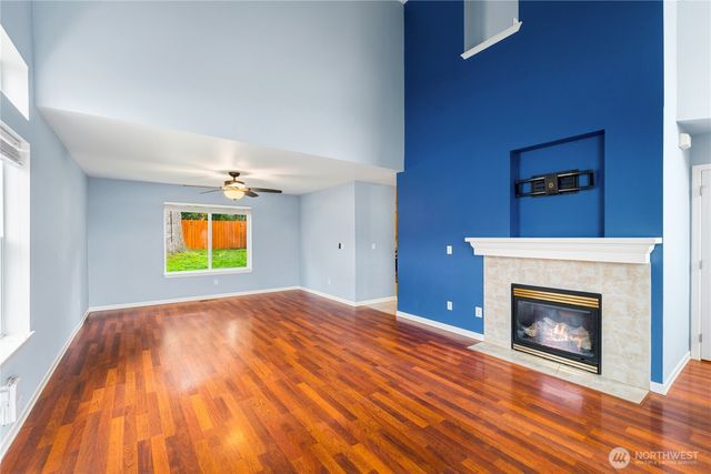 1062 NW Redwing Drive, Oak Harbor, WA 98277