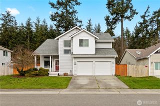 1062 NW Redwing Drive, Oak Harbor, WA 98277