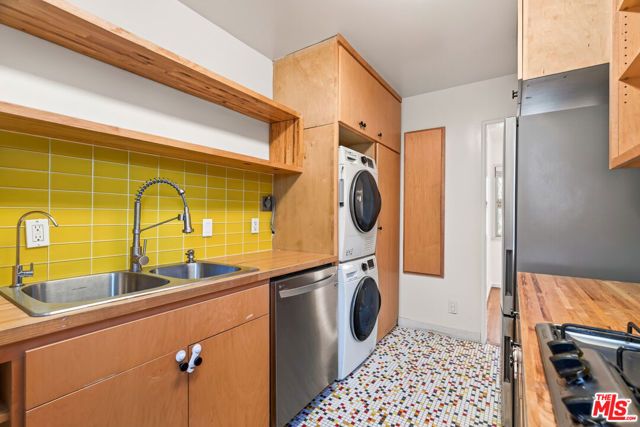 5605 Clemson Street, Los Angeles, CA 90016