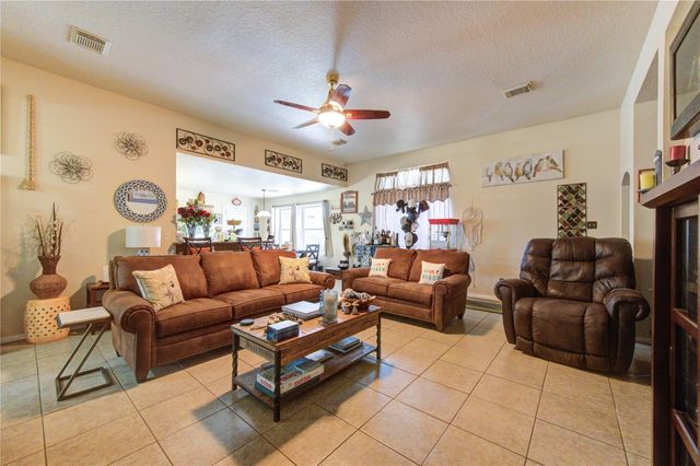 15706-2 County Road 526, Rosharon, TX 77583