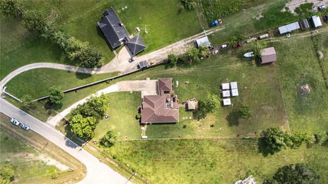 15706-2 County Road 526, Rosharon, TX 77583