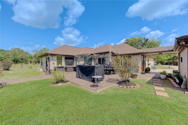 15706-2 County Road 526, Rosharon, TX 77583