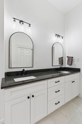 23 Cedar Chase Place, The Woodlands, TX 77381