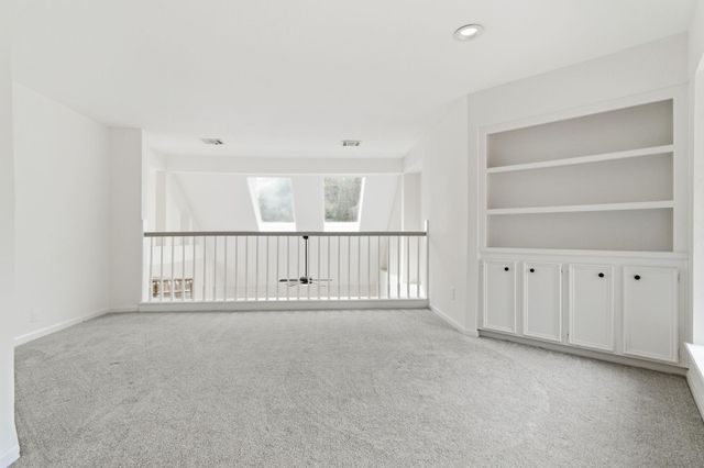 23 Cedar Chase Place, The Woodlands, TX 77381