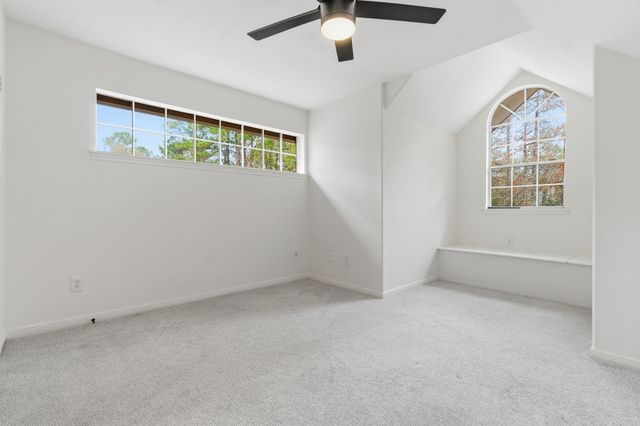 23 Cedar Chase Place, The Woodlands, TX 77381