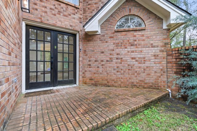 23 Cedar Chase Place, The Woodlands, TX 77381