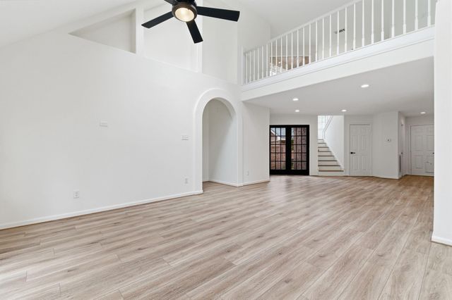 23 Cedar Chase Place, The Woodlands, TX 77381