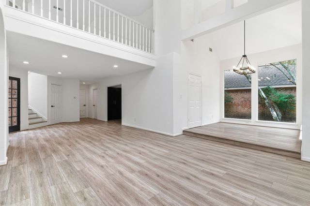 23 Cedar Chase Place, The Woodlands, TX 77381