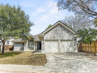 71 Wolfeton Way, San Antonio, TX 78218