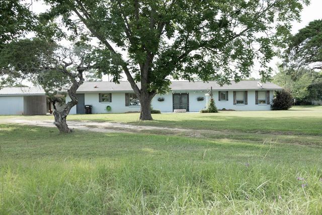501 Cable Rd., Headland, AL 36345