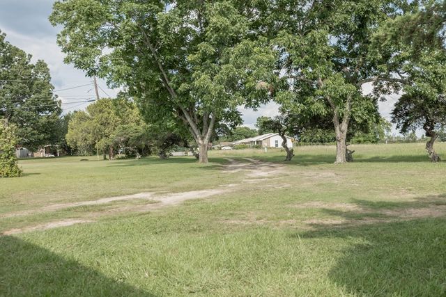 501 Cable Rd., Headland, AL 36345