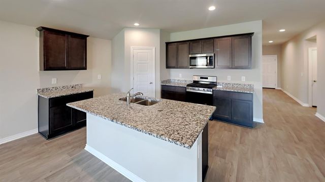 4301 Moonlight Road, Mustang, OK 73064